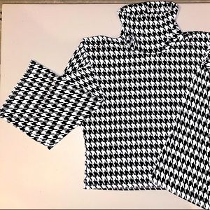 Houndstooth Cropped Turtleneck